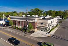  Miranda of Boxer Realty Advisors and Waldman of Waldman & Associates handle 21,000 s/f lease